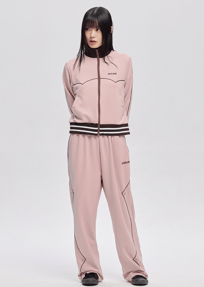TryTryLook AI fashion example https://static-1326352035.cos.ap-guangzhou.myqcloud.com/style/1ec5c7e8-6746-4009-af41-df11a4fa928f.png