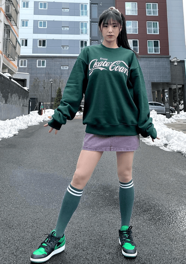 TryTryLook AI fashion example https://static-1326352035.cos.ap-guangzhou.myqcloud.com/style/2e0a9d52-a4fb-4abc-b000-b633cb312892.png