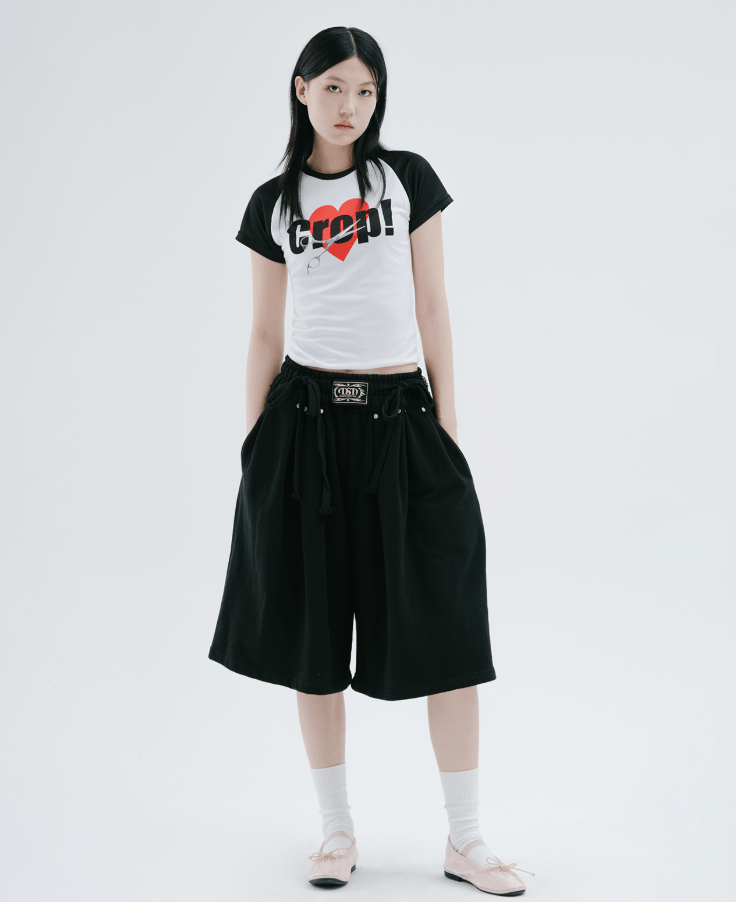 TryTryLook AI fashion example https://static-1326352035.cos.ap-guangzhou.myqcloud.com/style/7a618a6a-9e4d-452c-959f-dcff93023250.png