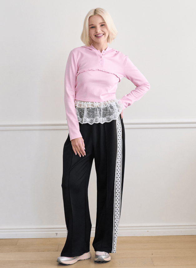 TryTryLook AI fashion example https://static-1326352035.cos.ap-guangzhou.myqcloud.com/style/8024d817-7864-4399-a1e6-af0757d2e7bc.png