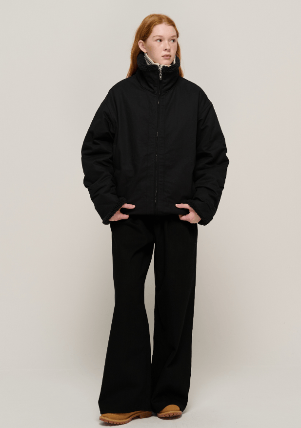 TryTryLook AI fashion example https://static-1326352035.cos.ap-guangzhou.myqcloud.com/style/8d8c5efb-db8d-464c-a262-dd883e85ed3a.png