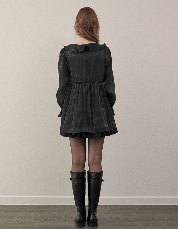TryTryLook AI fashion example https://static-1326352035.cos.ap-guangzhou.myqcloud.com/style/9236a1c9-2e33-4cff-9d9b-2083106f46ea.png