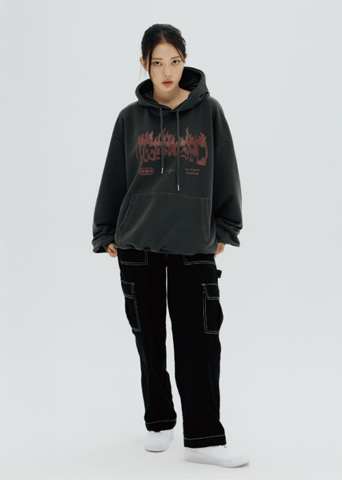 TryTryLook AI fashion example https://static-1326352035.cos.ap-guangzhou.myqcloud.com/style/a8f9a7c0-f579-4748-bf2a-c1a811f09600.png