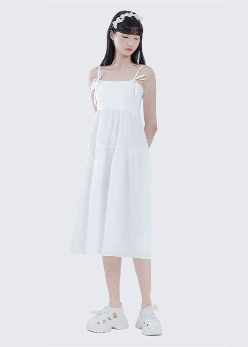 TryTryLook AI fashion example https://static-1326352035.cos.ap-guangzhou.myqcloud.com/style/b1dc0bfb-cd5b-4624-a034-465c2f897e48.png