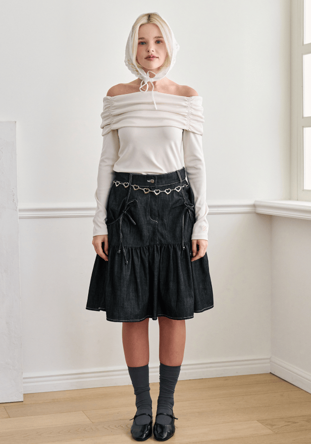 TryTryLook AI fashion example https://static-1326352035.cos.ap-guangzhou.myqcloud.com/style/e29002e5-14e5-44e1-b0f4-47e2289f4583.png