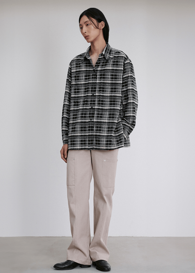 TryTryLook AI fashion example https://static-1326352035.cos.ap-guangzhou.myqcloud.com/style/e3c96f24-bcb5-4fba-a3fb-f7b7b7241c95.png