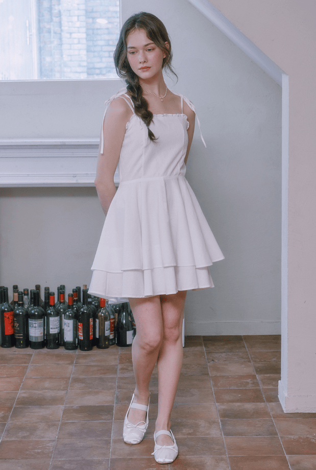 TryTryLook AI fashion example https://static-1326352035.cos.ap-guangzhou.myqcloud.com/style/e4d20179-9542-443a-809d-806699bada6b.png