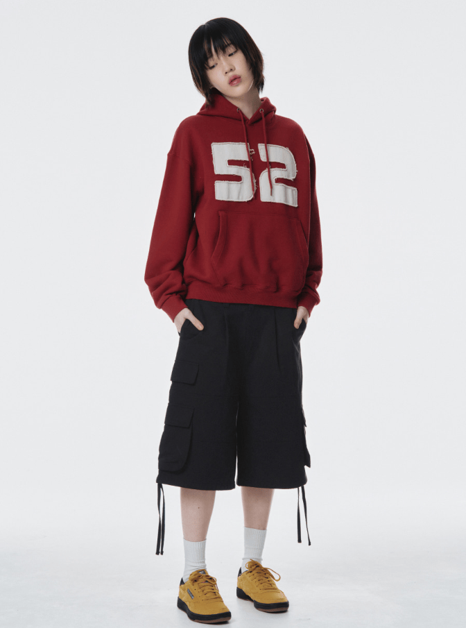 TryTryLook AI fashion example https://static-1326352035.cos.ap-guangzhou.myqcloud.com/style/fc9cefa8-b34e-4900-ad8d-f751d0027b79.png